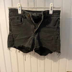 American Eagle AEO Sateen Hi Rise Shortie Size 2 Faded Black
